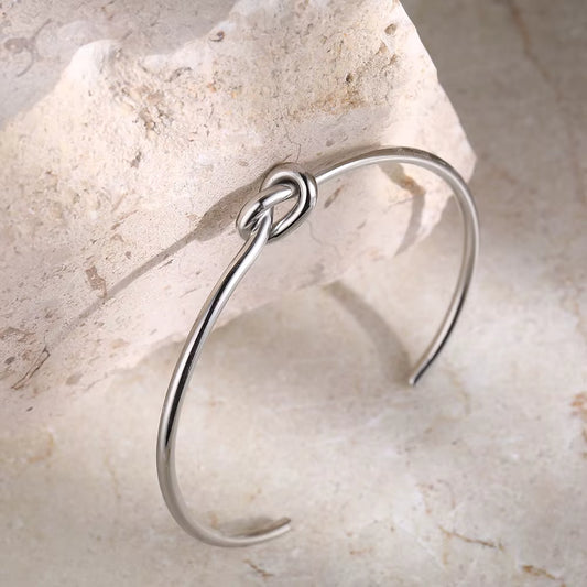 The Helix Torsion Cuff