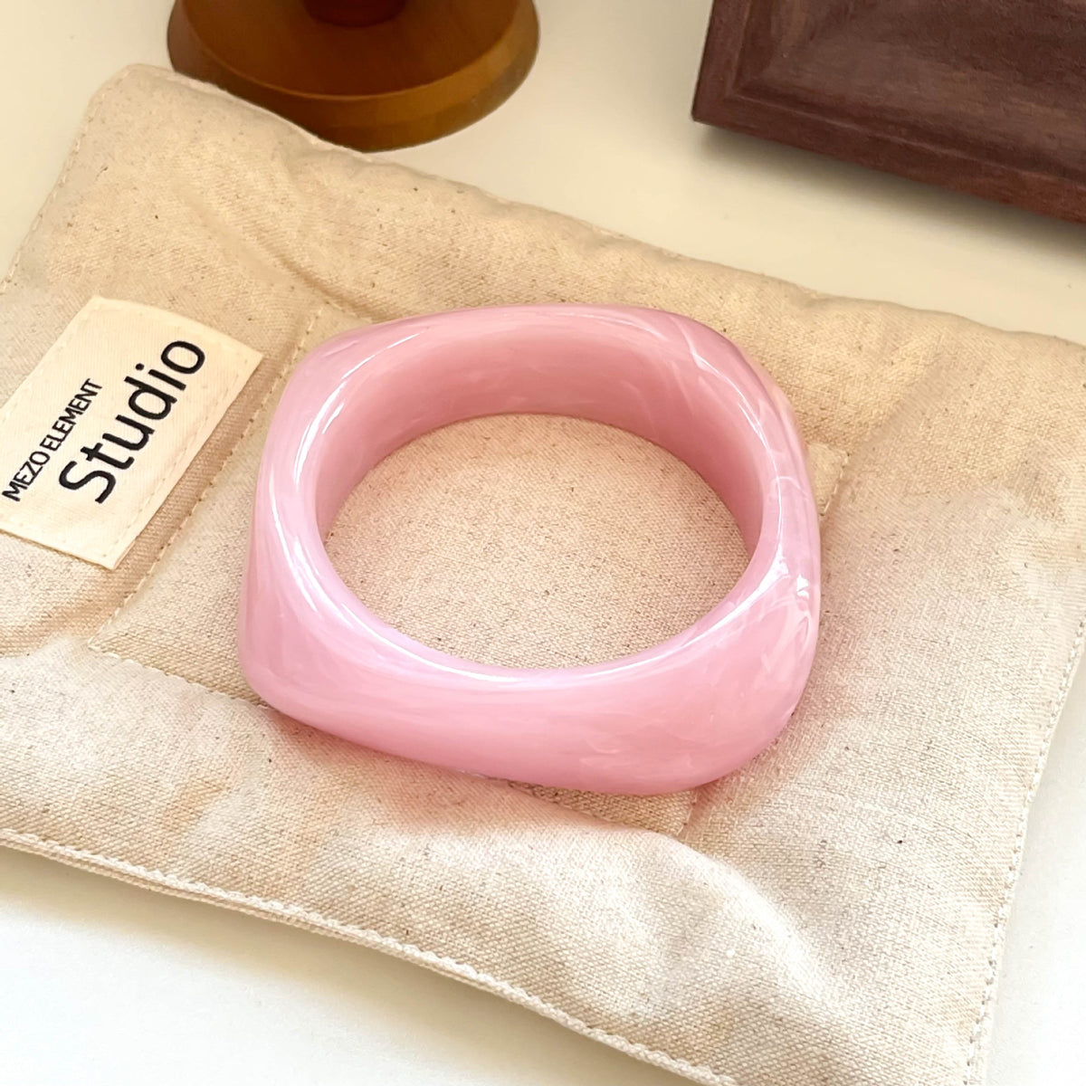 Sculpted Resin Wave Bangle