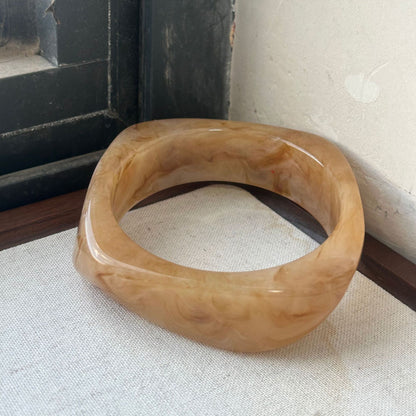 Sculpted Resin Wave Bangle