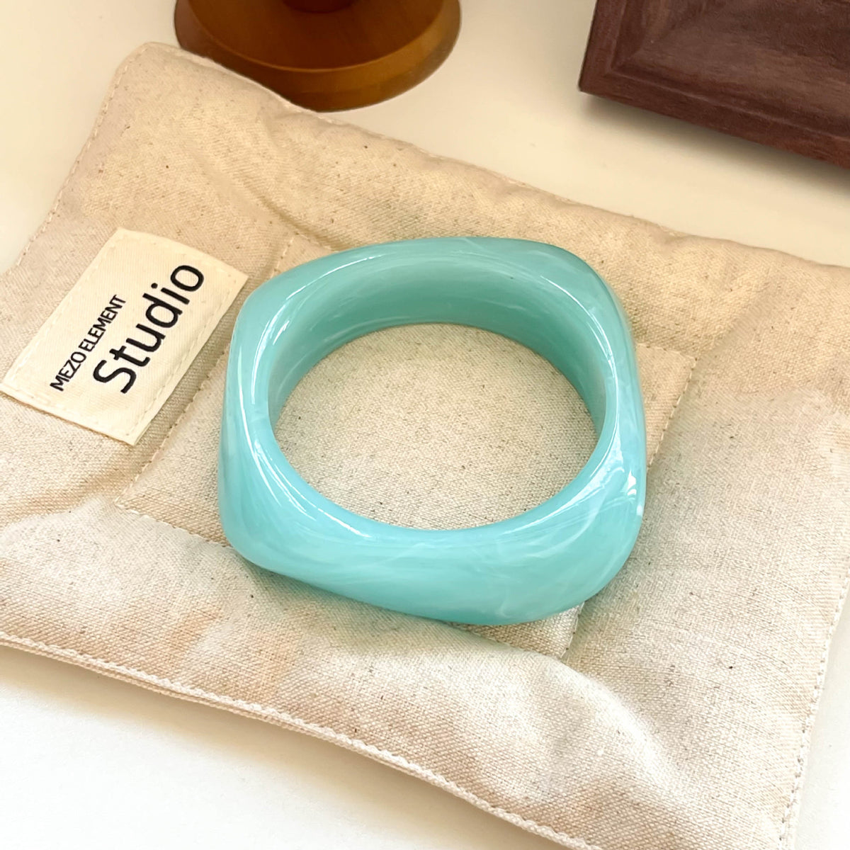Sculpted Resin Wave Bangle
