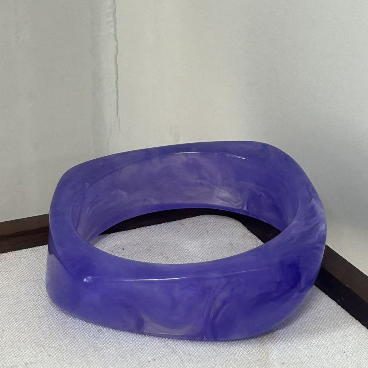 Sculpted Resin Wave Bangle