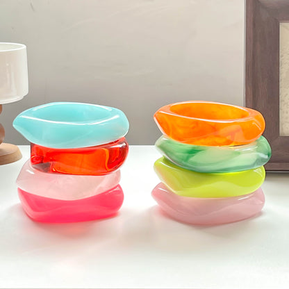 Sculpted Resin Wave Bangle
