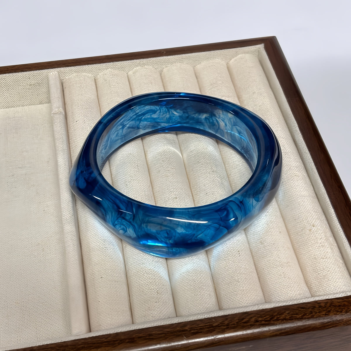 Sculpted Resin Wave Bangle