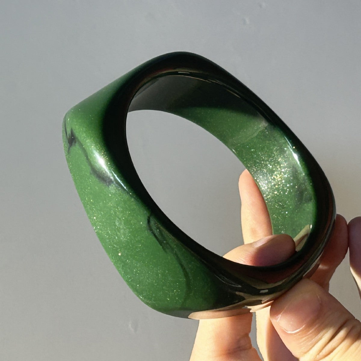 Sculpted Resin Wave Bangle