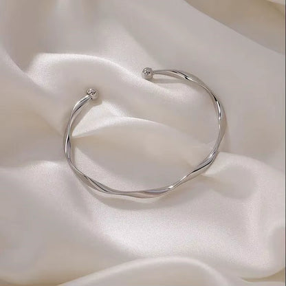 The Elysian Bangle