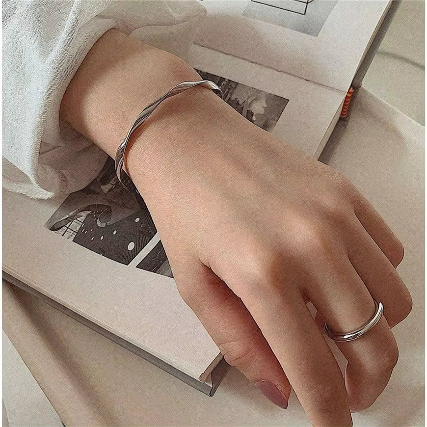 The Elysian Bangle