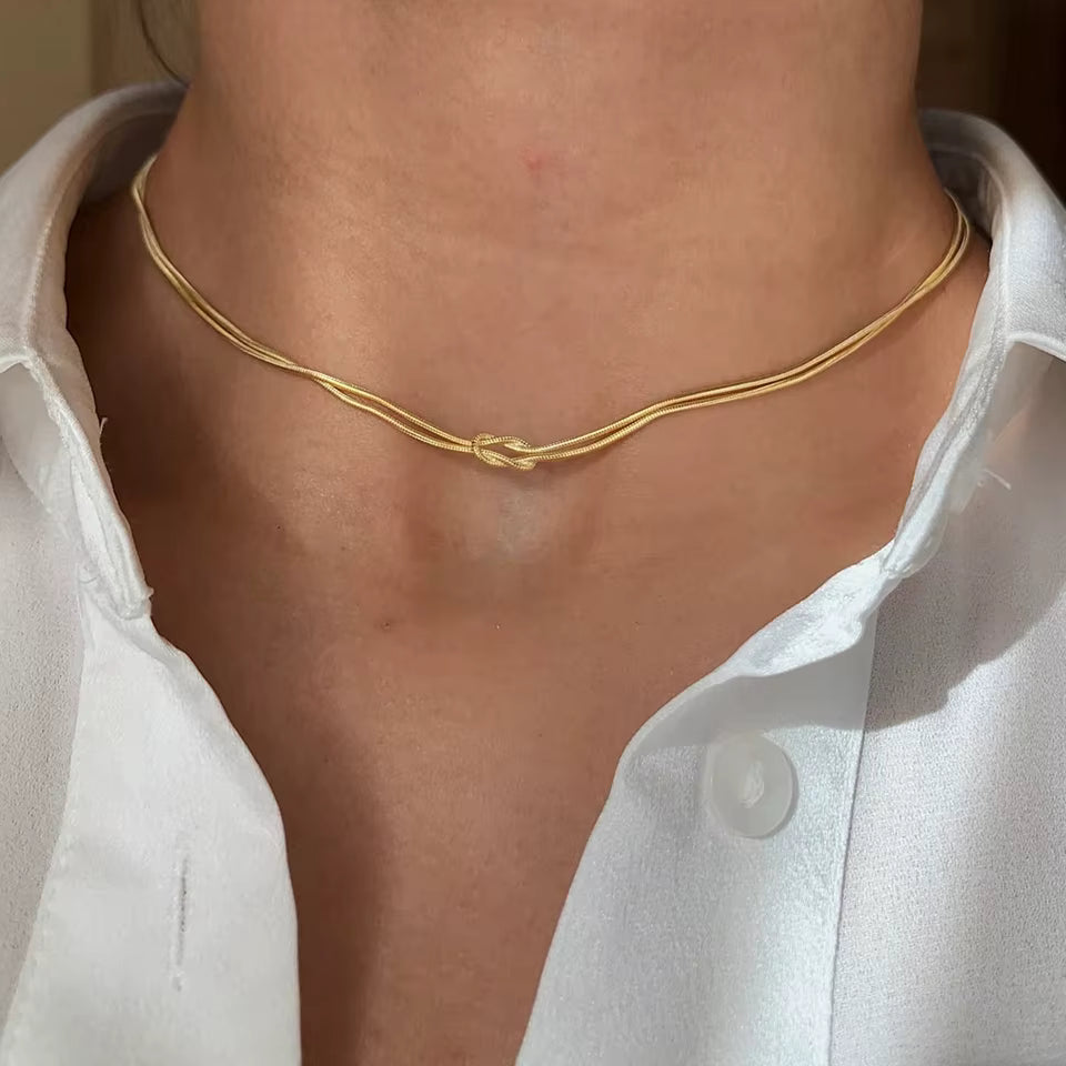 The Knot-Silk Chain