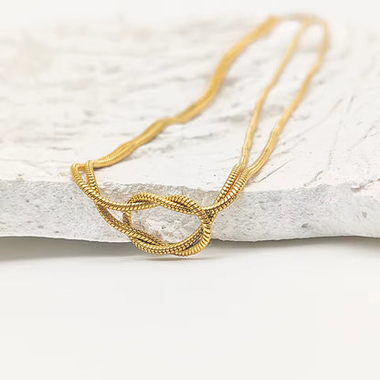 The Knot-Silk Chain