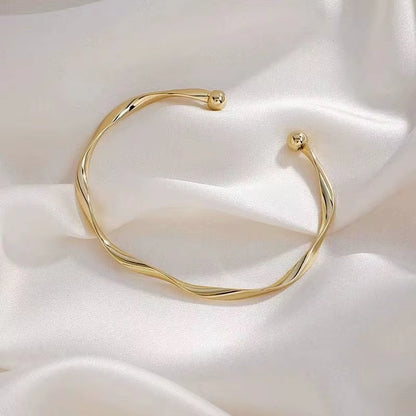 The Elysian Bangle