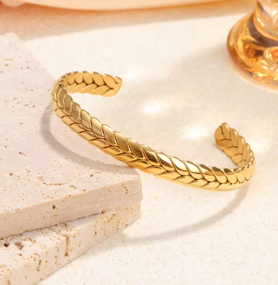 The Ceres Braid