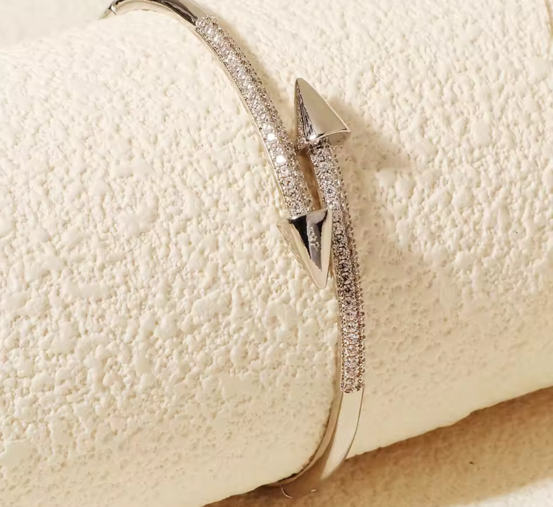 The Talon Cuff